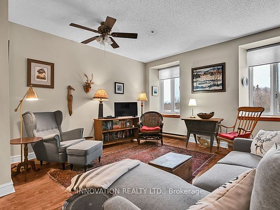 5th image of 1 Rosamond St E #319