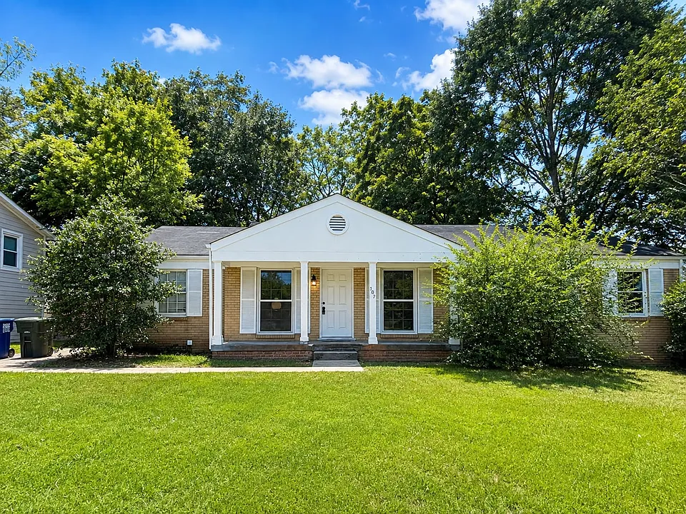 307 Mockingbird Rd SE #1