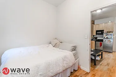 Rented by Wave Real Estate Group