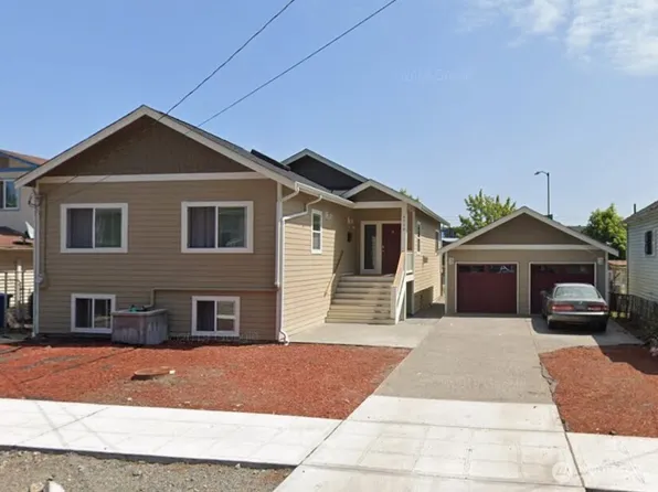 4728 30th Avenue S, Seattle, WA 98108