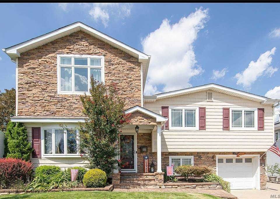 1st image of 18 Boulevard Dr