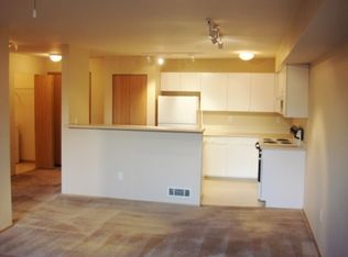 2317 California Ave SW APT 202, Seattle, WA 98116