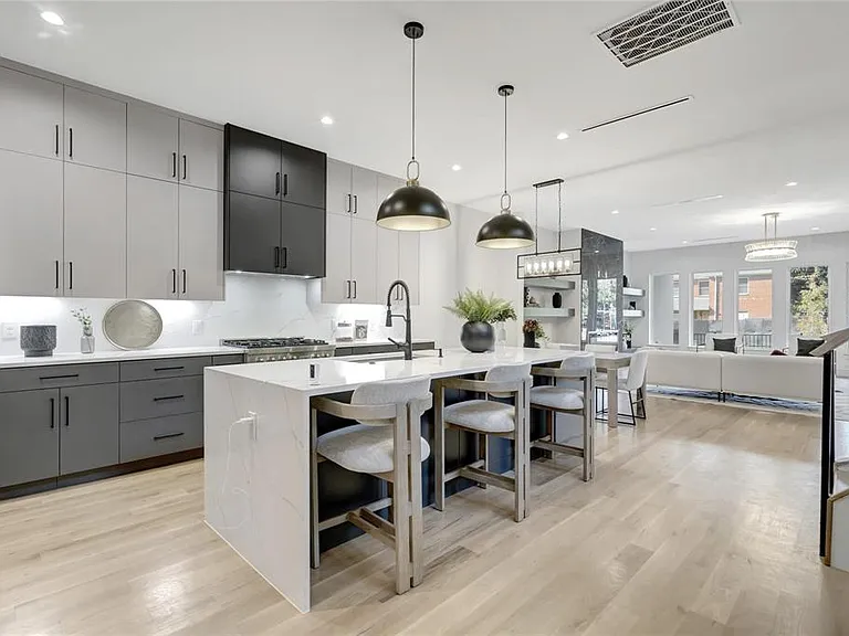 3720 Fairfax Ave — Photo 4