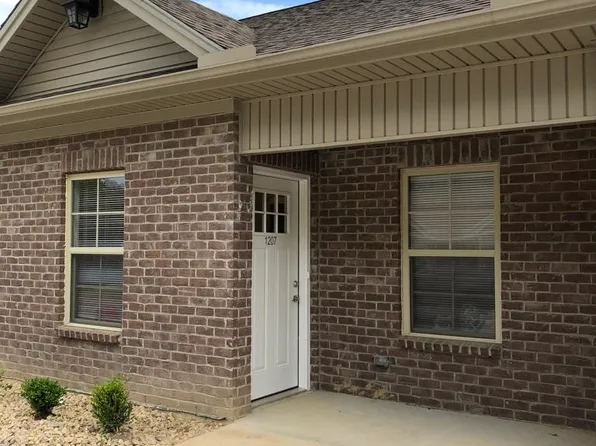 1215 Sparta Dr, Amelia, OH 45102