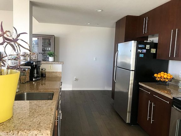 4th image of 1375 Lick Ave #0