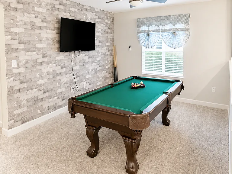 1585 Flange Dr — Photo 22