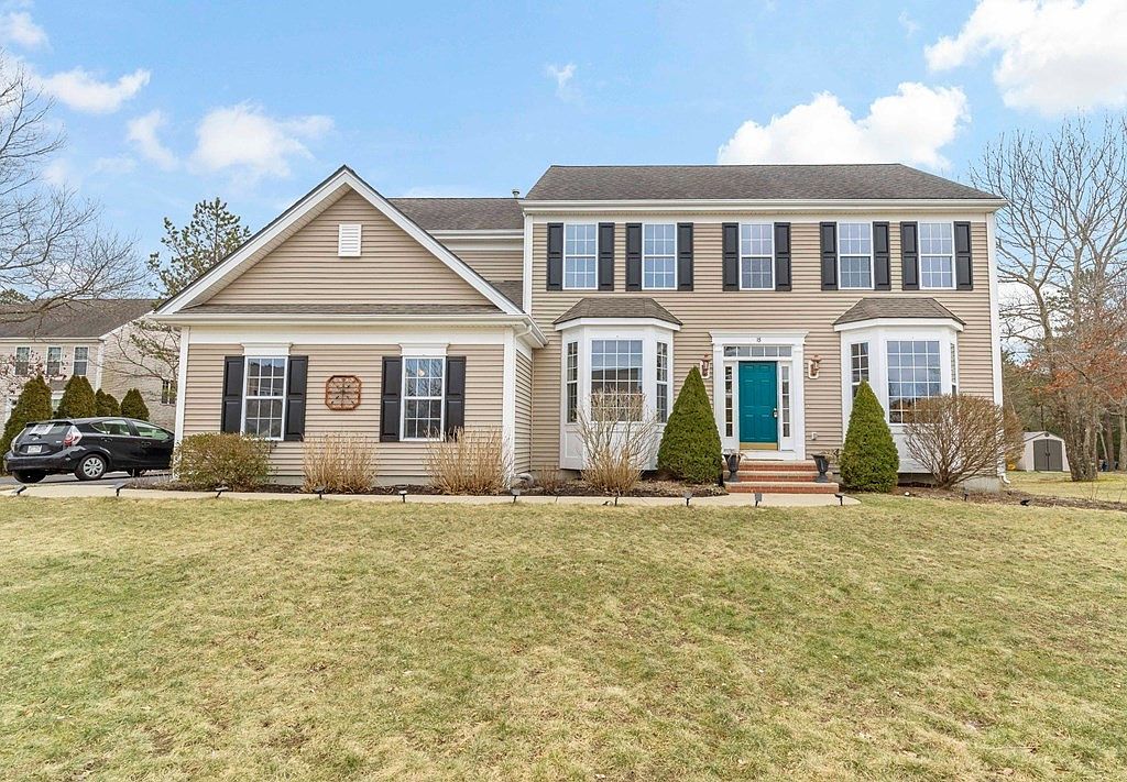 15 Beatrice Ave, Plymouth, MA 02360 | Zillow