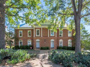 516 Worthington Dr APT A, Charlottesville, VA 22903
