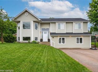 78 Mathilde St, Dieppe, NB E1A 7V2