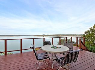 961 Janet Dr, Canyon Lake, TX 78133