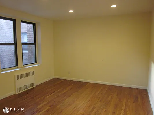 Rented by Kian Realty | media 21