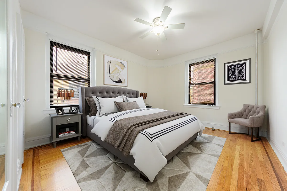 Building Photo - 25-90 35th St #1L