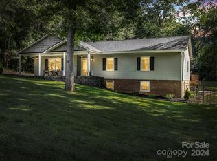 121 Pinecrest Dr, Shelby, NC 28152