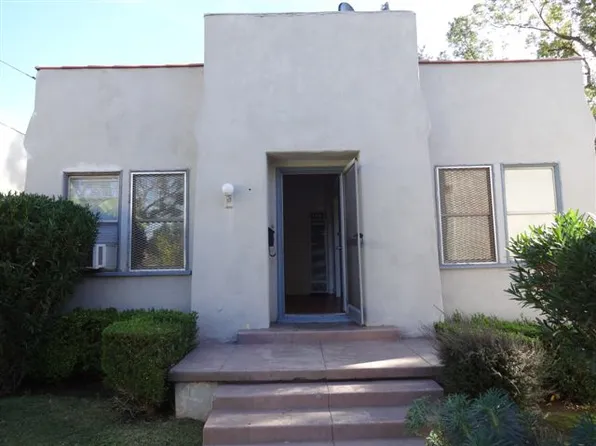 1060 N Raymond Ave, Pasadena, CA 91103