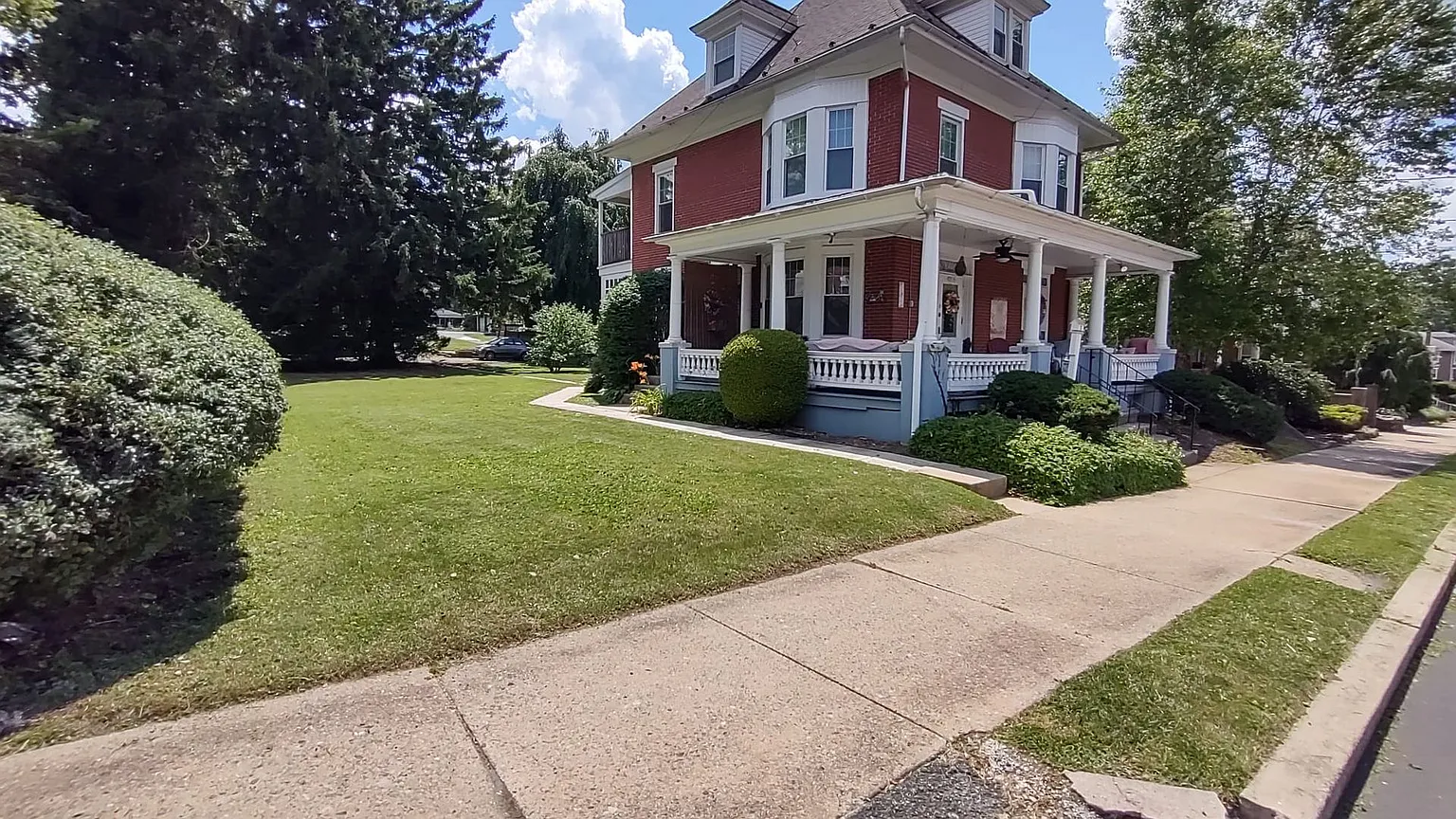 4216 Penn Ave #1 photo 1