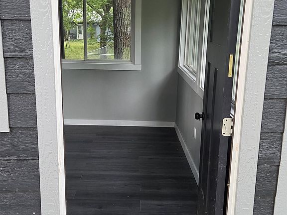 2nd image of 205 Woodlyn Way