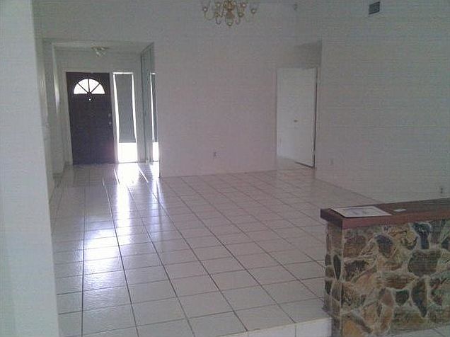 2nd image of 7550 Nova Dr