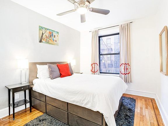 3rd image of 315 E 77th St APT 1H