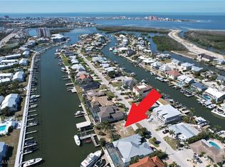 18233 Cutlass Dr, Fort Myers Beach, FL 33931