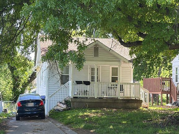 3rd image of 439 E Aberdeen St
