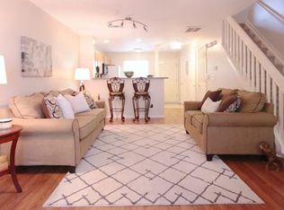 6712 Cypress Tree Ln, Charlotte, NC 28215