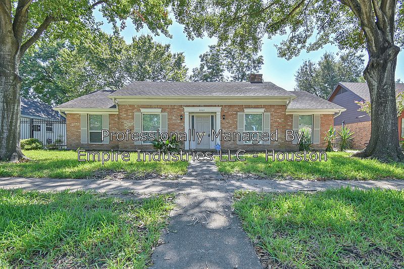 1st image of 5923 Autumn Forest Dr