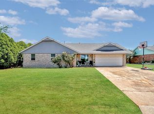 1412 Concord Ln, Altus, OK 73521