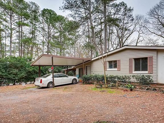 2nd image of 2870 Ivanhoe Ln SE