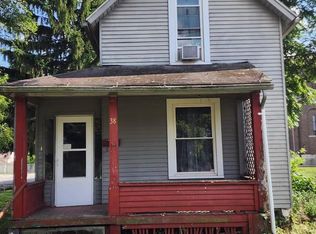 38 Auburn Ave, Shelby, OH 44875