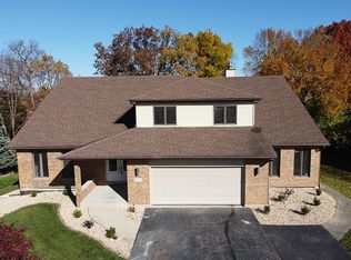 865 Bonnie Brae Ln, Bolingbrook, IL 60440