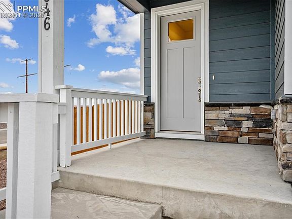 4th image of 11751 Foraker Ln