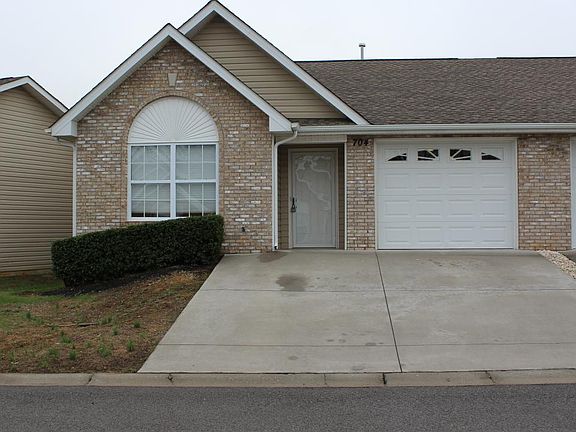 3rd image of 704 Graham Way