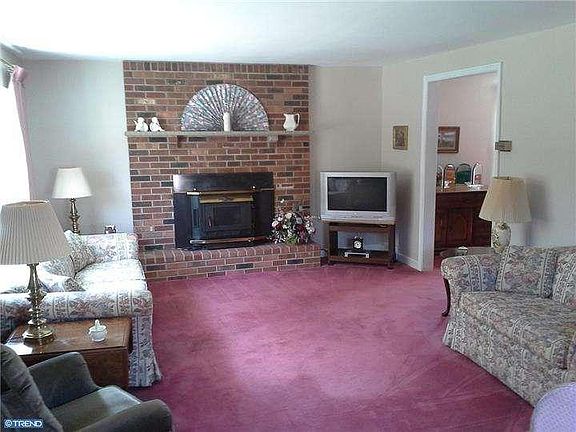 5th image of 410 Dalmas Ave