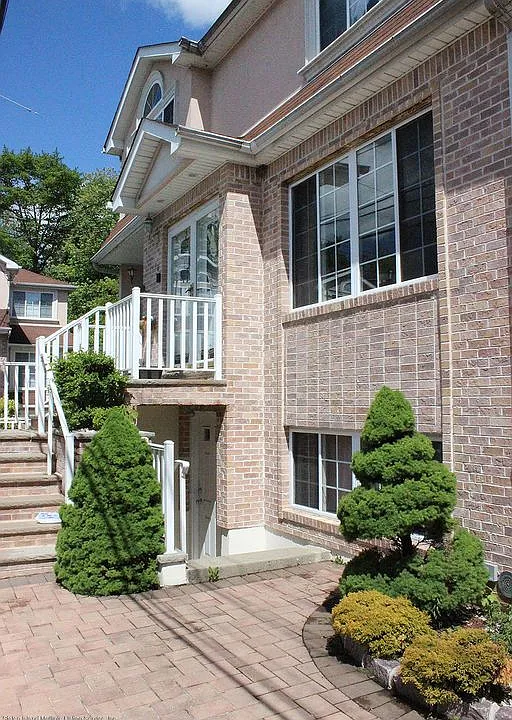 Entrance to apartment.