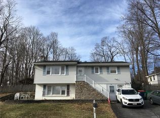 3 Alice Ln, Fishkill, NY 12524