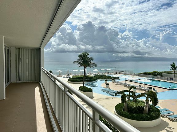 2nd image of 3546 S Ocean Boulevard #405