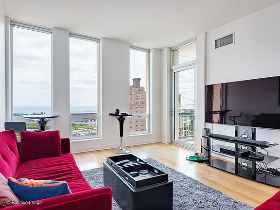 4th image of 1400 S Michigan Ave APT 2102