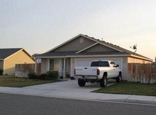 4522 Kubota Ln, Pasco, WA 99301