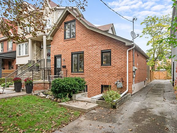 3rd image of 87 Rhodes Ave