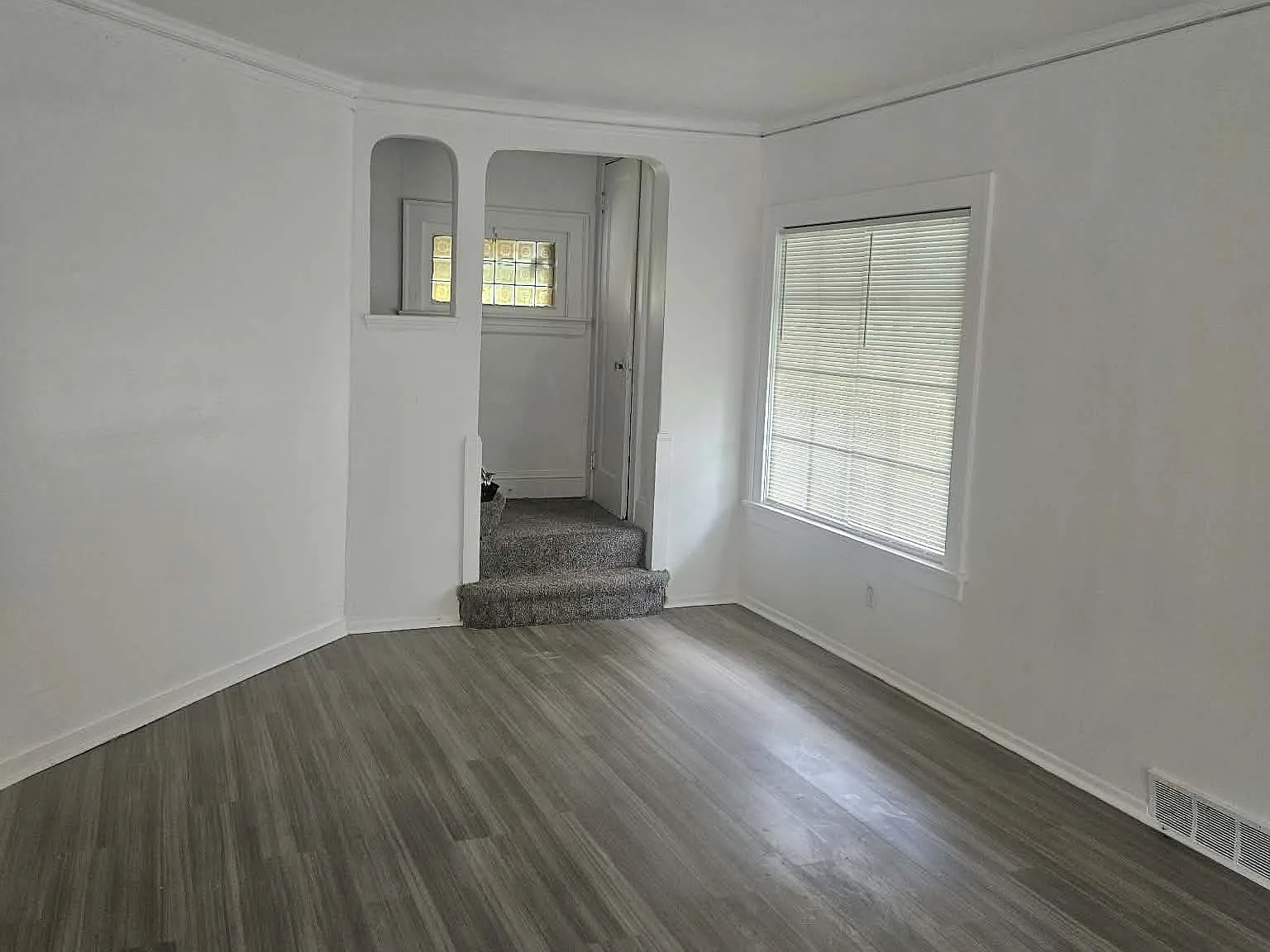 4 bed, 1344 sqft, $1,600 — Photo 4