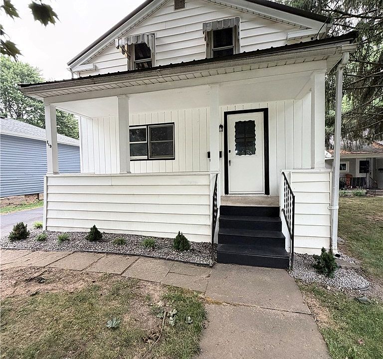 1st image of 719 Orient St