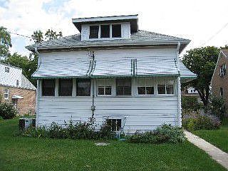 4th image of 3710 N Newland Ave