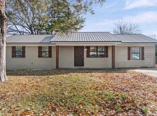 112 N Sawmill Rd, Searcy, AR 72143