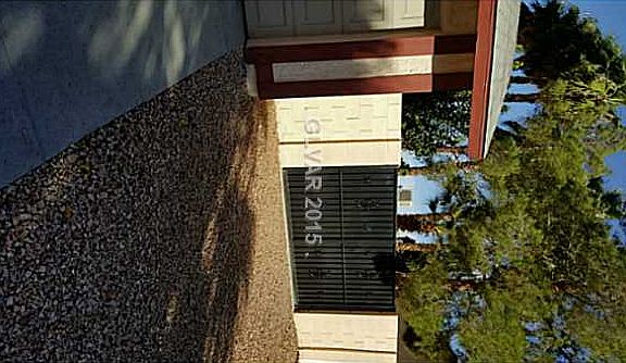 3rd image of 652 Betty Ln