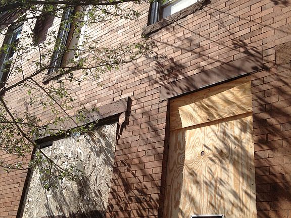 2nd image of 241 E Elkhart St