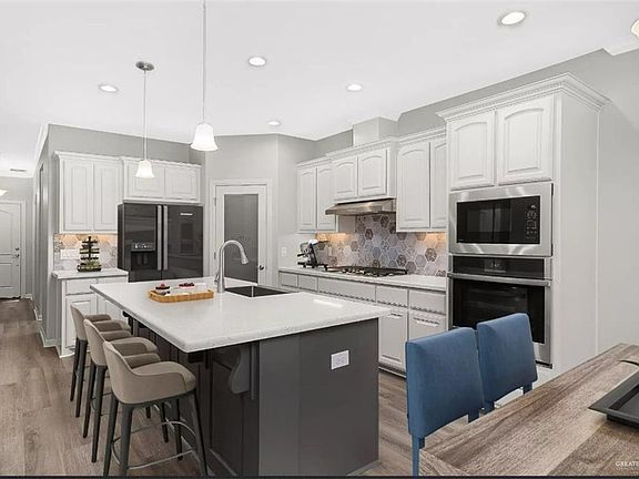 4th image of 6120 White River Dr