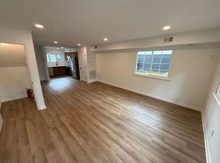 704 Hawes Ct, Raleigh, NC 27608