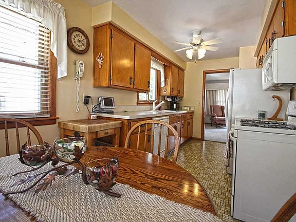 4th image of 3508 Constance Dr