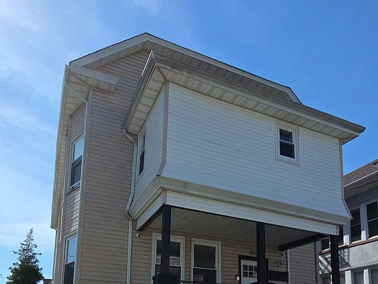 977B Sanford Ave #B — Photo 8