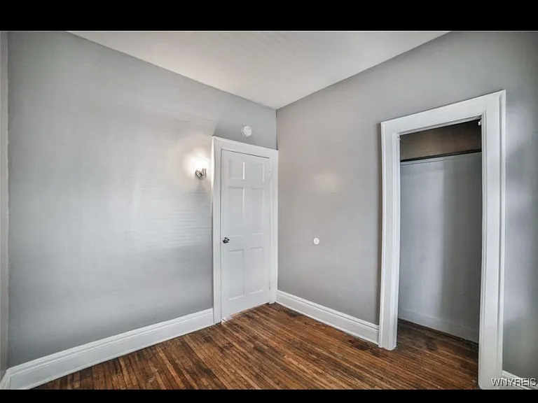 89 Sage Ave #LOWER — Photo 10